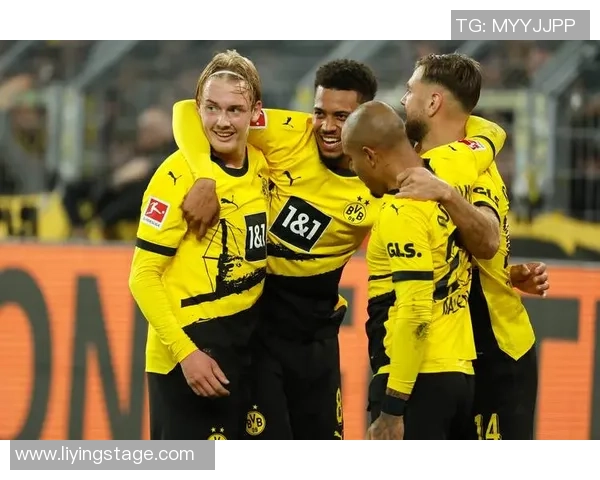 全球足球队伍代表球星盘点 各大豪门球员风采解析