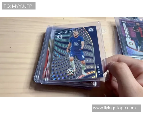 足球球星卡市场最新走势分析及未来收藏投资潜力解读